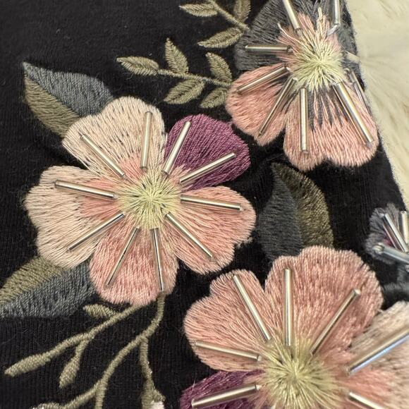 Torrid Black Embroidered Beaded Floral High Rise Leggings 1 - Picture 3 of 7